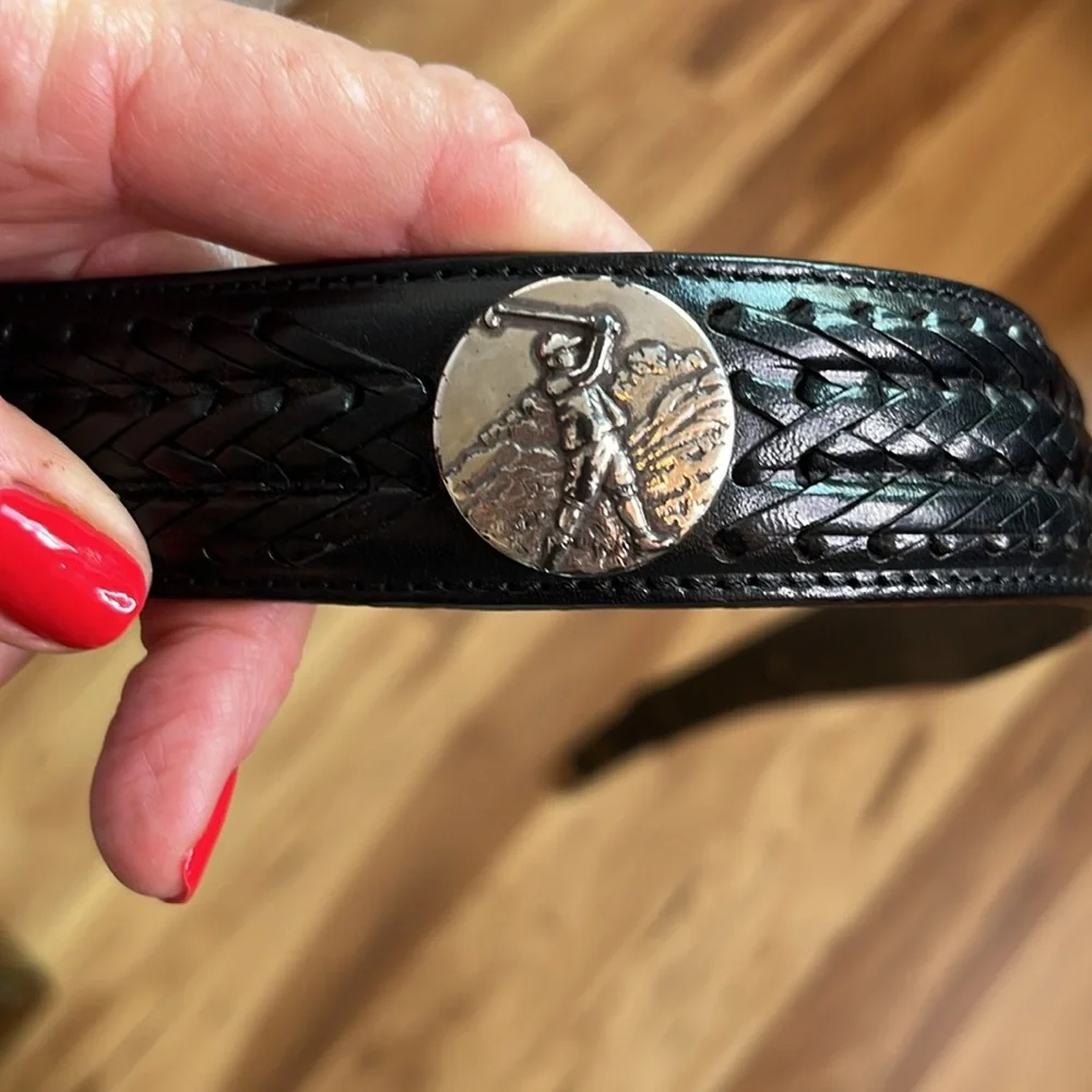 ONYX BY BRIGHTON Mens Leather Braided Belt Golf Scene Medallions Silver Buckle